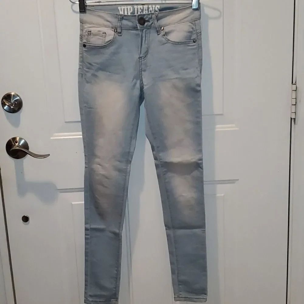 VIP Stretch Jeans 1/2 - Picture 1 of 9